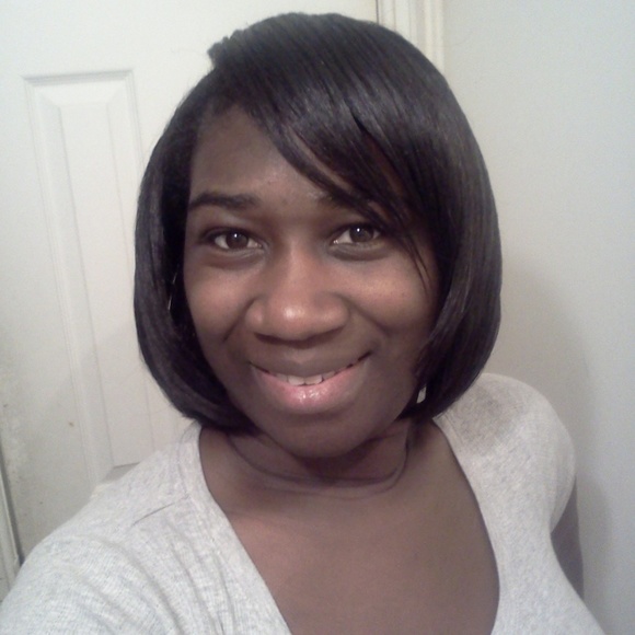 Meet your Posher, Michelle - Picture 1 of 1